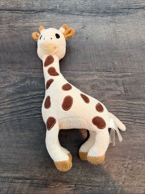 Vulli Sophie the Giraffe 9" Soft Cream & Brown Plush Baby Rattle Toy
